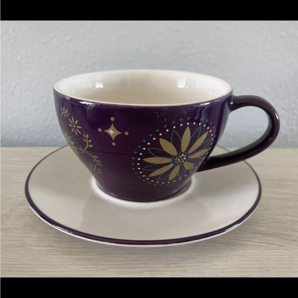 Starbucks Holiday 2006 Cup & Saucer